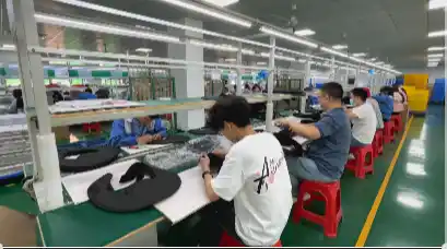 Red Light Therapy Private Label Manufacturer | OEM & ODM Factory 3 Wearable red light therapy device assembly